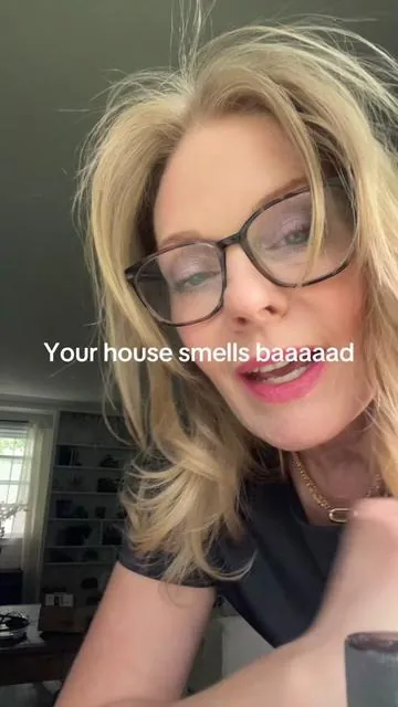 Do you want your home to smell like a luxury hotel? I mean… why wouldn’t you!? @Lopeieofficial #D#DiffuserOilF#FragranceOilL#LuxuryOil5#5StarHotelRoomFragrance 