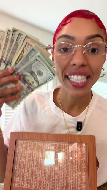 Here’s a GREAT way to start SAVING money! 💵  This is also a GREAT graduation gift for a family member, an easy way to save to buy a new house or a car. 🎁  Also a great way to save up to start your own business!  Click the link to order your Cash Box and try this hack 💰  #savingmoney #moneysavingtips #savingchallenge #savingbox #howtosavemoney 