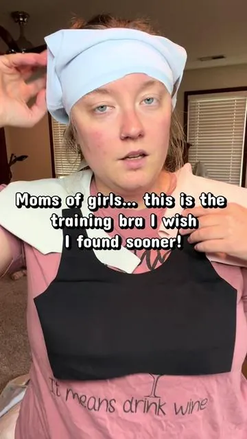 💕 Finding the right first bra shouldn’t be stressful. This seamless training bra is soft, comfortable, double-lined for coverage, and perfect for growing girls who need a little extra support without bulky padding. ✔️ Soft & breathable ✔️ Comfortable for all-day wear ✔️ Great for school, sports & everyday activities ✔️ Confidence-boosting coverage ✔️ Parent-approved & kid-approved #momtok #girlmom #tweengirls #tween #viralfinds 