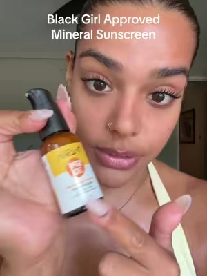 Obsessed with this sunscreen. The only one I’ll use during the Summer months  #dealforyoudays #tiktokshopcreatorpicks #truskin #mineralsunscreen #sunscreen 