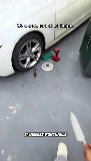 Mira todo esto que ya no necesitas llevar en tu auto. 🤯🔌 Esta maravilla reemplaza el inflador, los cables, la linterna y la batería externa. Orden, seguridad y ahorro de dinero en un solo equipo. ¡No ocupas espacio y siempre está listo! 🚀💰 #tiktokshopmemorialday  #SEESENewArrivals   #fathersdaygift #ahorro #multifuncional