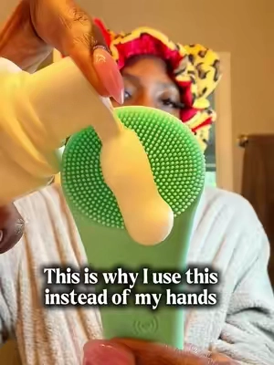 #porecare #facialmassage #electricfacescrubber #facescrubber #facialbrush 