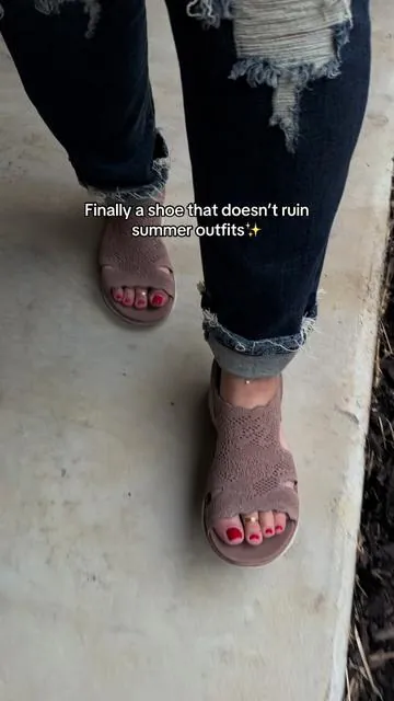Skechers crochet knit sandals @QVC, Inc ✨