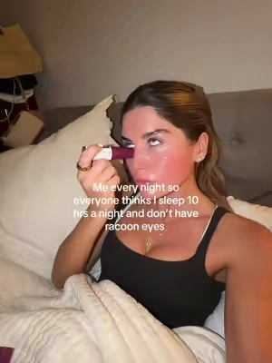 Still sleep max 6 but i don’t have undereye circles anymore #creatorsearchinsights #beautytips #beautyhacks #womensbeauty #skincare 
