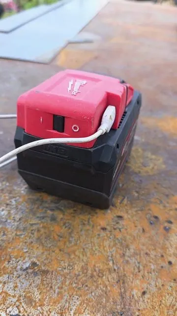 Say goodbye to slow, outdated chargers. This is the AZOCEK 300W Voltage Regulator—your all-in-one charging and power hub. With 140W USB-C output, a magnetic wireless charging pad, and a versatile adjustable voltage DC output (2 to 30V), it’s built to power and charge just about anything. #FastCharging  #USBCPower  #WirelessCharging  #VoltageRegulator  #TechEssentials @Azocekofficial @Azocekadapter 