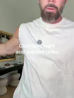 This 5 pack of acid washed tanks are gonna be on every dads list this year! - 100% cotton, great cut and an even better price!! - Get him these for Father’s Day now!! - #SummerVibes #FathersDay #gihuo #acidwashed #tanktop 