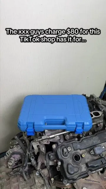 The perfect Father's Day gift for the dad who's always fixing his own truck. Trust me, he needs this in his toolbox🎁🎁#mechanictools #automotivetools #pliers #carmaintenance #fathersdaygift 