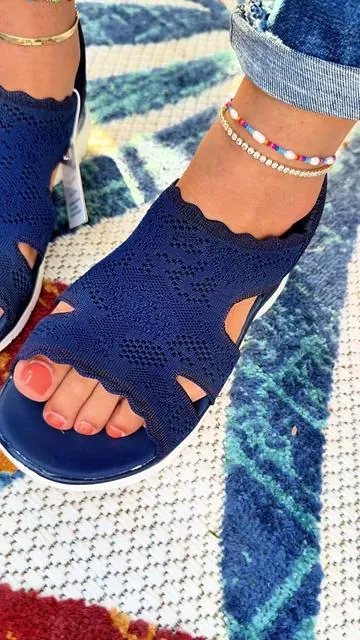 Wide foot sketchers sandals 💙✨ #skechers #skecherssandals #widefeet #widefeetfriendly 