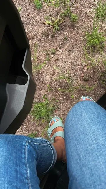 Check the colors 😱🙌🏼 #birks #birkenstocks #birkenstocksandals #dealsforyoudays #SummerVibes 