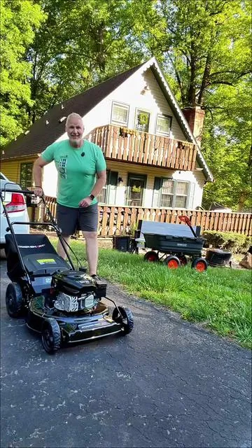 Self Propelled Gas Lawn Mower 22 Inch Rear Wheel Drive 170cc Engine For Easy Yard Work #TikTokshopCreatorPicks #FathersDayGift #SummerVibes #LawnMower #YardTools @VEVOR Store 