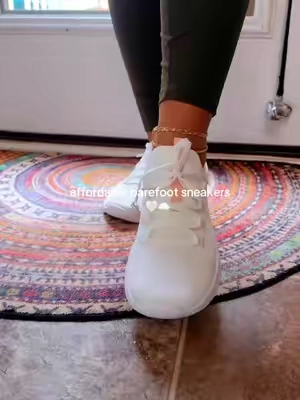 the sneakers you’ll wear more than all your others 😮‍💨👟 #dealsforyoudays #WalkingShoes #ComfortShoes #SneakerTok #EverydayStyle