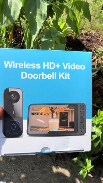 1080P HD Resolution: Delivers sharp and detailed video surveillance with its 1080P 800W camera. Clear Night Vision: Includes night vision capabilities for enhanced surveillance during night-time. Durable & Weatherproof: IP65 waterproof rating, designed to withstand various weather conditions for reliable home security. Long Battery Life: Features a 1000mAh polymer battery allowing up to 3 months of standby time and easy charging. No WiFi or Subscription Required: Works independently without WiFi or apps, ensuring privacy and ease of use for everyone. Two-Way Audio & 170° View: Enables clear communication with visitors and captures a broad view of your entrance. #doorbell #doorbellcamera 