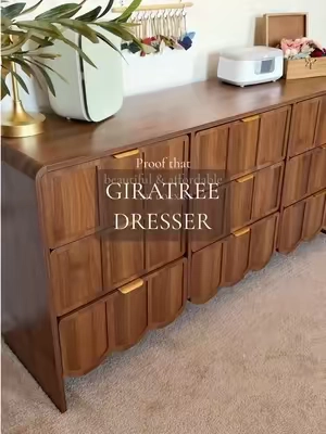 I’ve had it for a year now with daily use and it’s held up so well. #dealsforyoudays #summerwins #affordablefurniture #dresser #bedroomfurnitureset 