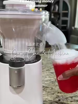 This 2 in 1 snow cone & blender machine is going to be the star of the show this summer ♥️  This is great for families with kids, birthday parties, bbq, or just a random day when you’re craving something sweet & chilled ☀️ #familyfun #summervibes #party #icecream #tiktokshopcreatorpicks 