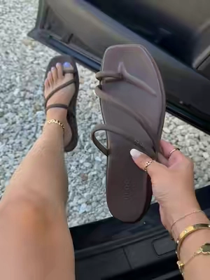 @Crocs #crocs #sandal #sandals #crossandals #dealsforyoudays 