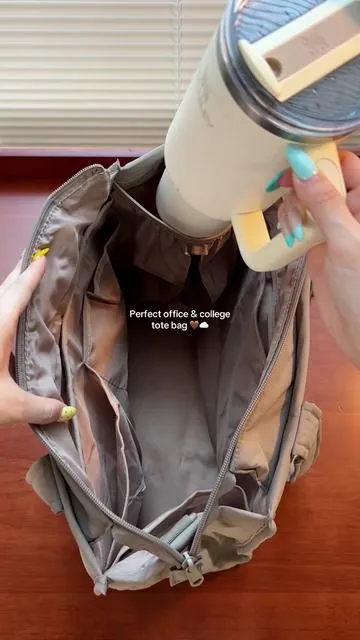 Obsessed with this cup holder design 🙋🏼‍♀️ 10/10🐐#SummerVibes #totebag #backtoschool #workbag #everydayessentials 