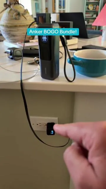 The Anker 25,000 mah laptop charger now comes with the nano wall charger! This is the ultimate travel charger bundle, you fast forward multiple laptops or phones simultaneously. This is also TSA approved so it’s the perfect charger for flights. #anker #laptopcharger #travelcharger #dealsforyoudays #summerwins @ANKER 