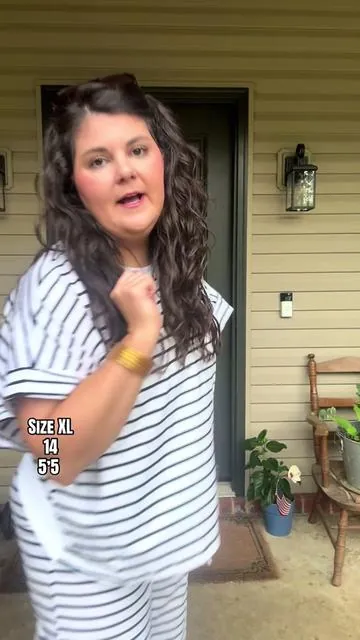 I am crazy about this cozy cute set!! I love it! #set #curvy #midsize 