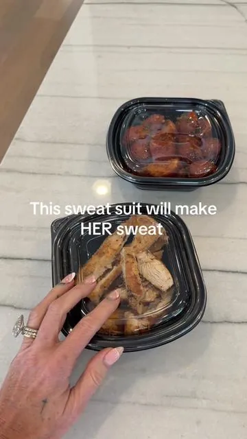 JMIERR just made your new favorite sweat suit! - This is perfect for everything from a cruise to a lazy Sunday at home! - Grab this for Father’s Day now! - #FathersDay #jmierr #sweatsuit #mensfashionwear #dudessupportingdudes 