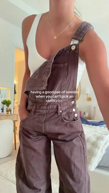 having a set or anything like that makes choosing an outfit so easy🌞 #fit #overalls #fitinspo #summerfits #dealsforyoudays 