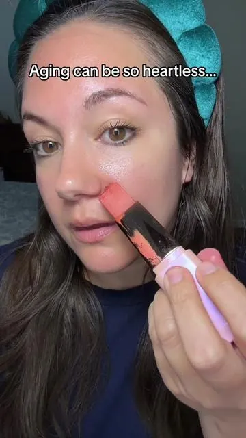 Nurse reviews the Medicube Triple Collagen Cream a true luxury skincare experience @medicube global #medicube #kbeautycollective #weeklydeals #dealsforyoudays #tiktokshopcreatorpicks 