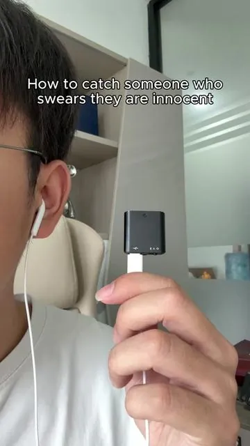 Mini recorder with magnetic which make it super easy to hide!#voicerecorder #tiktokshopmademebuyit #wifeandhusband #secret #hiden