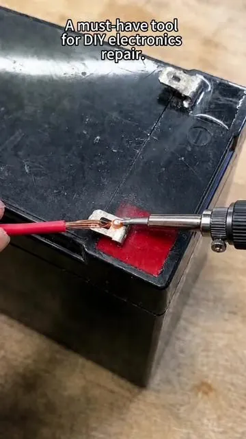 Clean solder joints, steady heat, easy repair.#solderingiron #solderingkit #soldering #solderingtools #solderingstation          