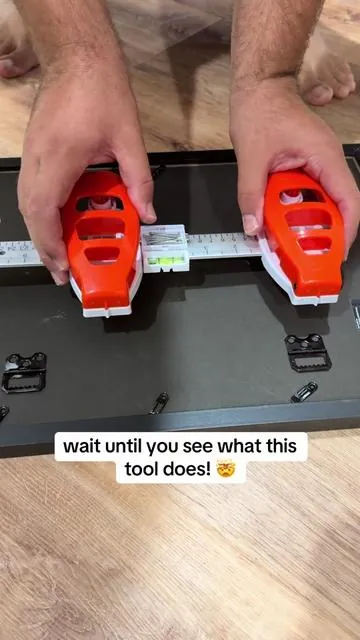 Hang pictures and decor in your home perfectly every time with this amazing new gadget #tools #homedecor #homehacks #tool #gadgets 