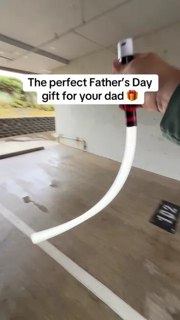 One of those gifts that’ll actually get used #flashlight #mechanictools #FathersDay #giftsfordad #tiktokshopcreatorpicks 