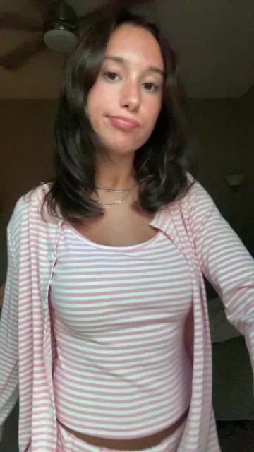#ootd #pink #beabadoobe #relatable #creatorsearchinsights