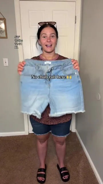My favorite Jean shorts 🙌 #dealsforyoudays #SummerVibes #momshorts #jeanshorts #shorts 