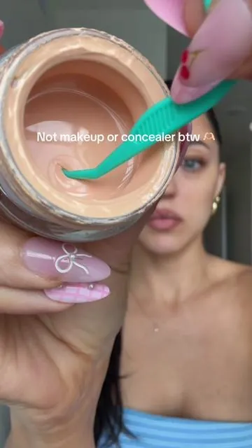 BEST hack for dark undereye circles. I’ve used this every single day for my dark circles since getting it! 10/10@Dr.Melaxin  #darkcircles #darkcirclesundereyes #eyecreamfordarkcircle #dealsforyoudays #drmelaxin 