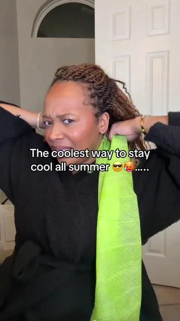 The most genius thing I've gotten from TikTok shop..... #coolingwipes #summerhack #hotweather #tiktokshopcreatorpicks #dealsforyoudays 