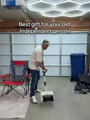 Snow shovel on sale now #DEALSFORYOUDAYS #fathersdaygift #snowshovel #electricshovel #snowblower 
