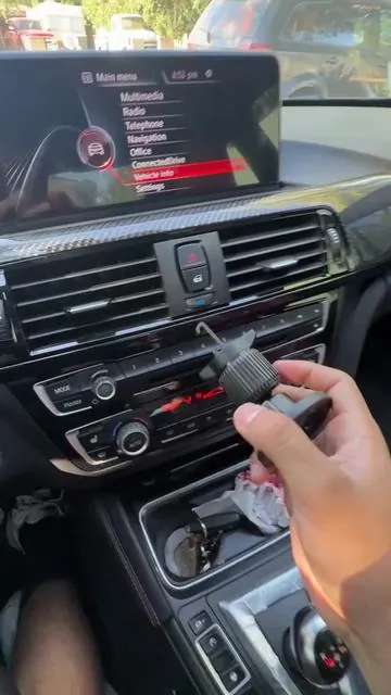 #caraccessories #phonemount 