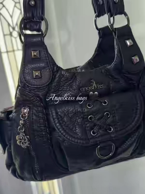 #angelkissbag #angelkiss #grungeaesthetic #y2k #veganleatherbags 