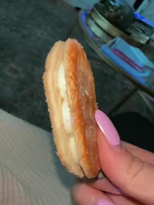 I’ve never tried anything like this before they are sooo good #pastry #pastrys #danish #sweets #dessert 