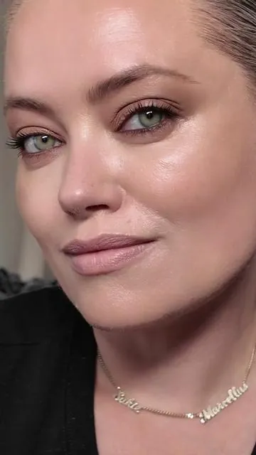 I know, I said perfect a lot, but it is! @Natasha Denona #natashadenona #natashadenonatanpalette #bronzemakeup 