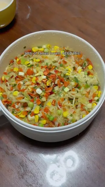 Pretty sure 90% of ramen lovers will need this in their pantry.#tiktokshopdealsforyoudays #kitchenhacks #mealprep #driedvegetables 