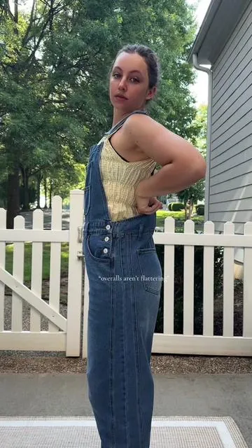 no more boxy look😉 #ootd #overalls #lifehack #affordablefashion #outfitinspo 