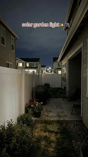 Solar garden light#light #solar #garden #tiktokshop #gardenlight  