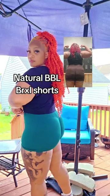 Natural shaped brxl shorts Top Tier  #brxlclothing #brxl #workoutfit #glutes #liftingweights 