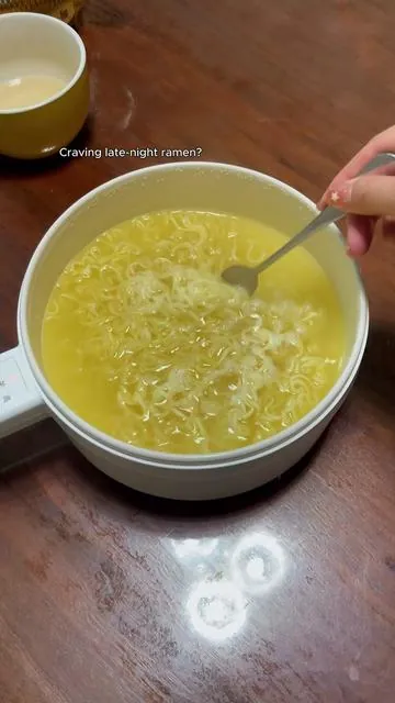 The easiest 3-second ramen upgrade you’ll ever see. ✨ No washing, no chopping, and zero prep required. This massive container of 10-in-1 freeze-dried veggies is perfectly mixed so you don't have to worry about anything separating. You get real tofu cubes, corn, peas, and carrots in every single pour. It’s the perfect kitchen essential for busy days, lazy nights, or late-night cravings.#tiktokshopdealsforyoudays #kitchenhacks #mealprep #driedvegetables 