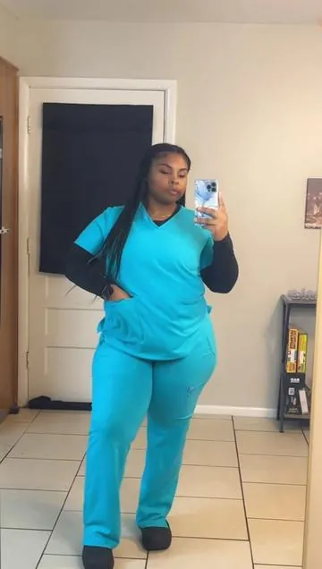 #healthcareworker #SummerWins #kecols #yogascrubs #yannasbraids 