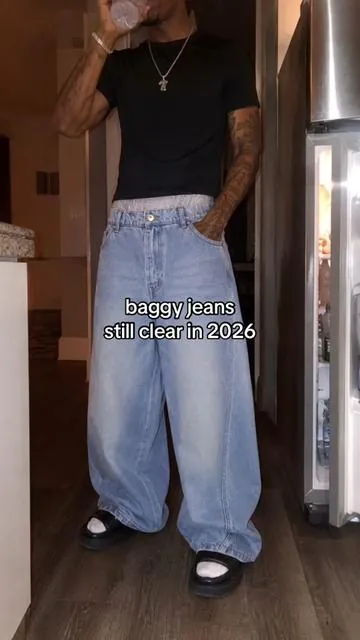 the wash and the leg opening do all the work #baggyjeans #widelegjeans #oversizedjeans #ootd #xybca 