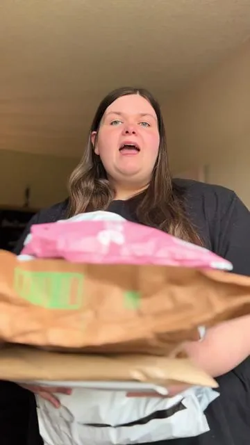 Sample unboxing!  #sampleunboxing #samplehaul #unboxingvideo #mailday 