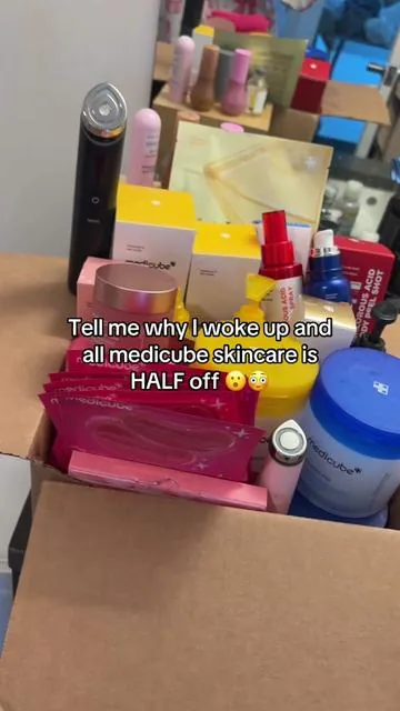 Glass skin is a must in 2026 #medicube #collagenmask #haileybieber #tiktokshopcreatorpicks #DealsForYouDays  @medicube global 