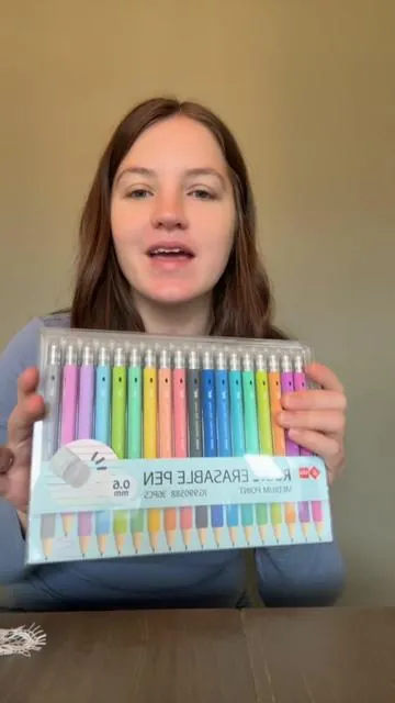 erasable gel pens 🖊️ #tiktokshopfinds #erasable #pen #drawing #birthday 