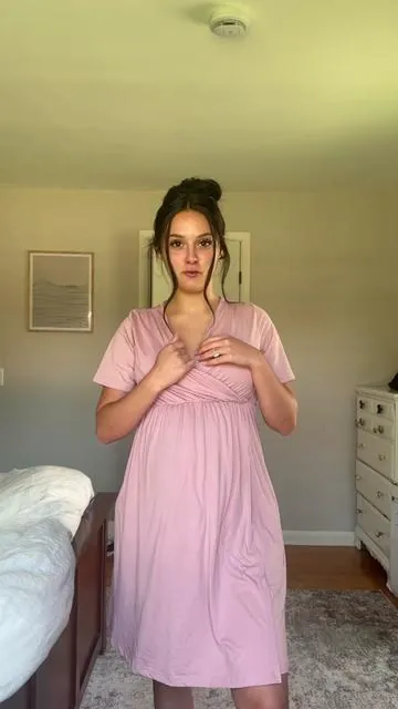 Skip the ugly hospital gowns🤣 This labor gown is SO adorable & COMFY🤭 #laboranddelivery #laborgown #labordress #pregnancy #thirdtrimester  2nd trimester, 3rd trimester, birth, birth vlog, birth story, birth gown, hospital gown, gown with hole for epidural, birthing, what to wear when giving birth, baby tok, pregnancy must haves, hospital must haves birth, baby must haves, new born must haves, maternity fashion