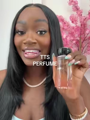 This is a must have perfume in the collection at an affordable price 🥰🥰🔥🔥 #perfume #affordableperfume #floralperfume 